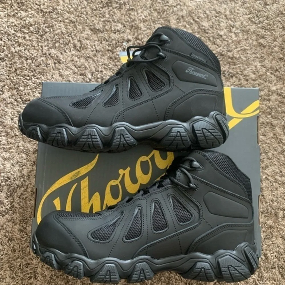 NWT Mens Thorogood Crosstrex Mid Waterproof Composite Toed Black Boots Sz 11.5 W